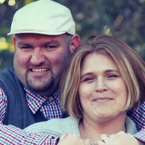 Meet your Posher, Adam-amber